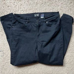 Terra & Sky Black Skinny Jeans